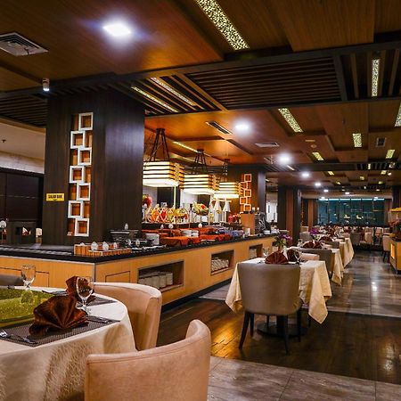 Nagoya Hill Hotel Batam Eksteriør billede