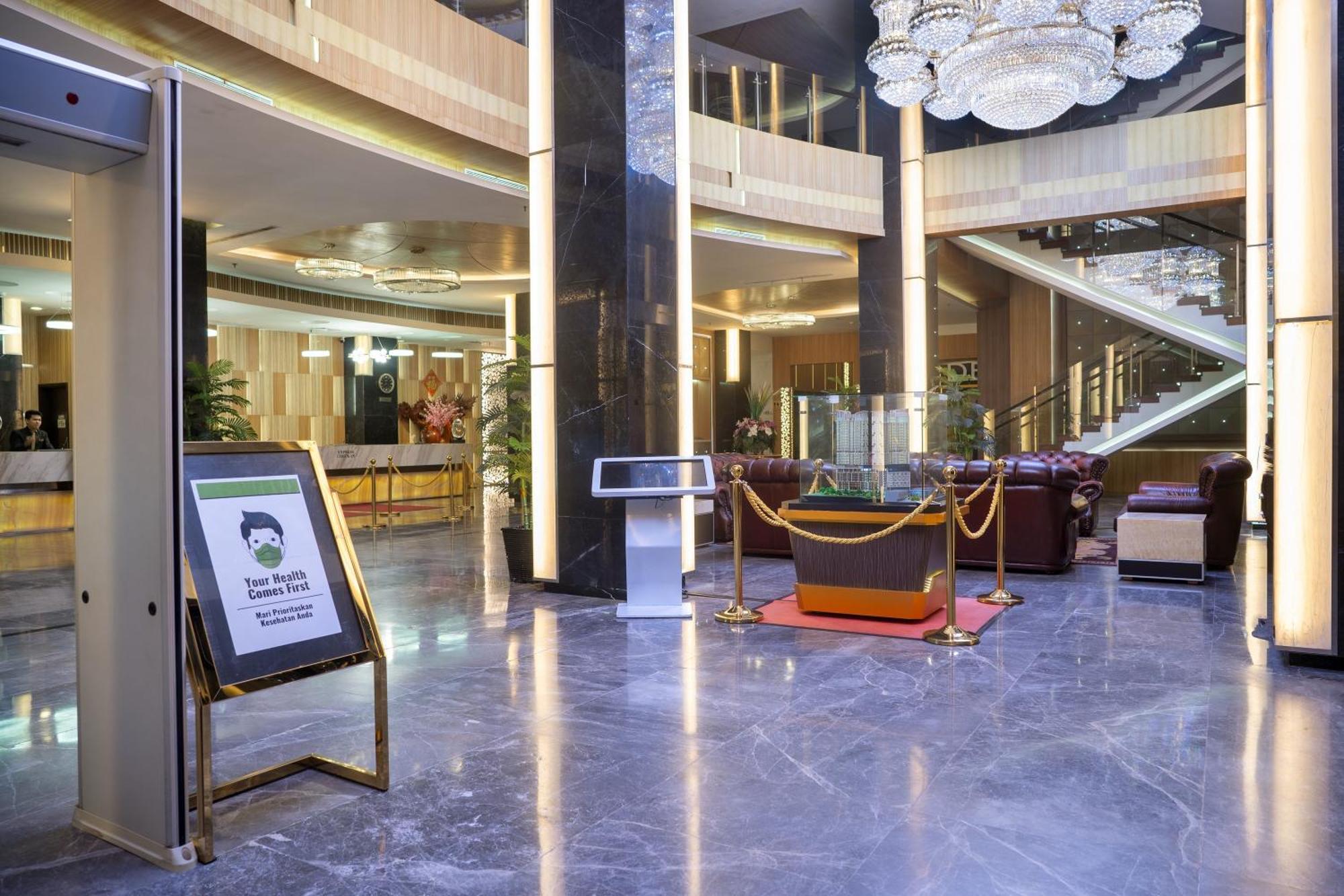 Nagoya Hill Hotel Batam Eksteriør billede