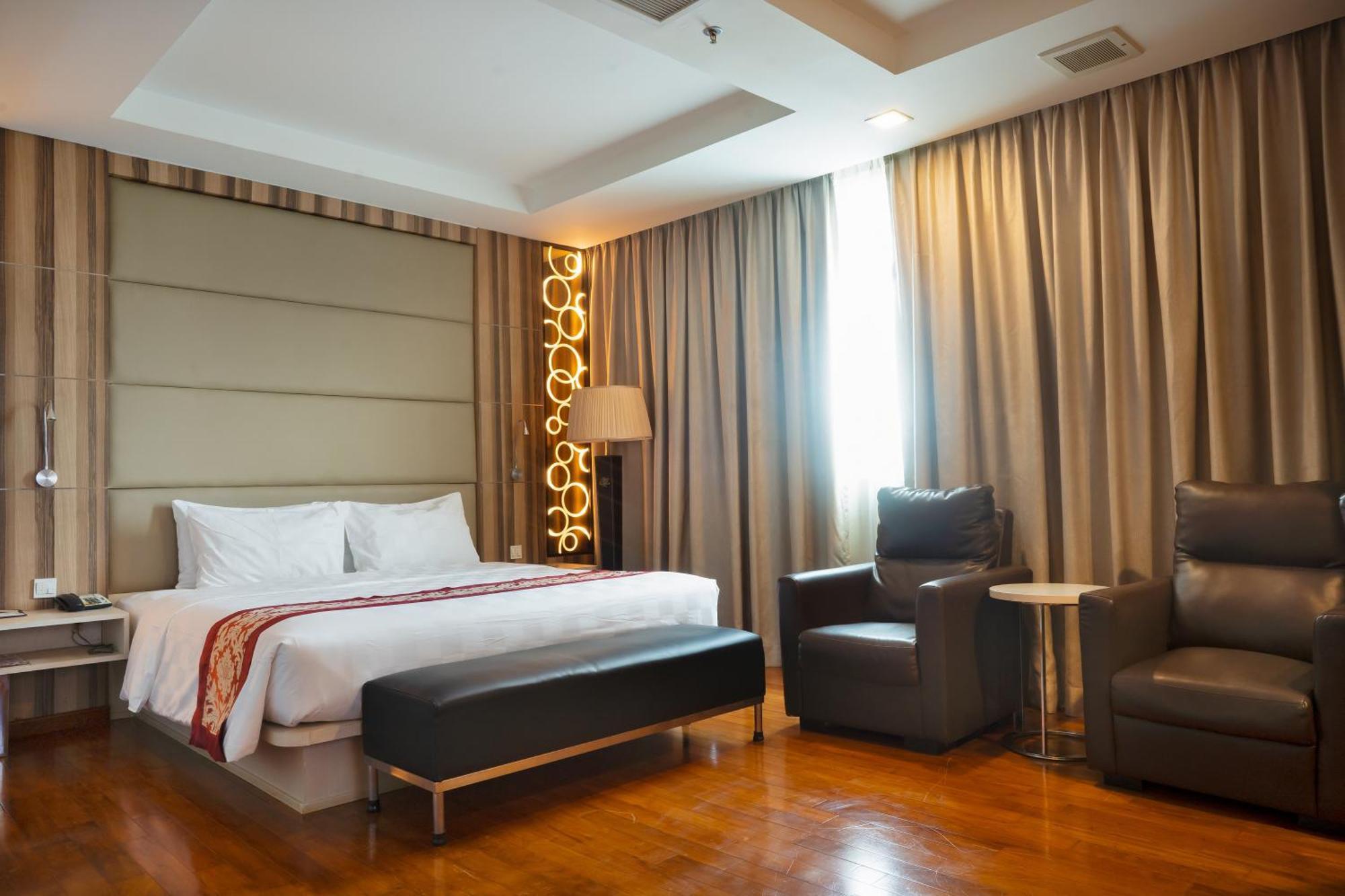 Nagoya Hill Hotel Batam Eksteriør billede