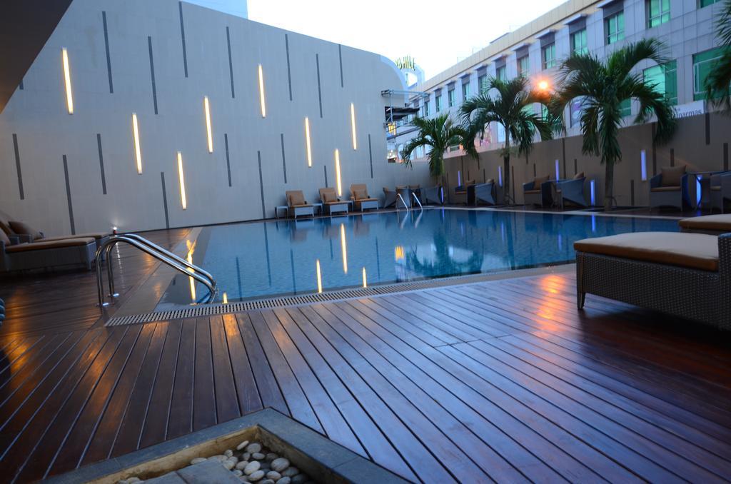 Nagoya Hill Hotel Batam Eksteriør billede